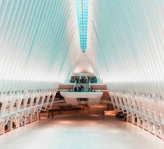 demo-attachment-811-jannis-lucas-1329978-unsplash